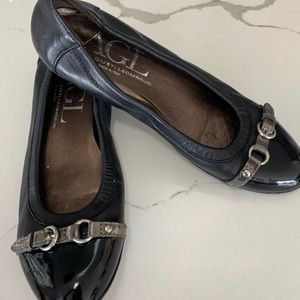 AGL Cap Toe Ballet Flat